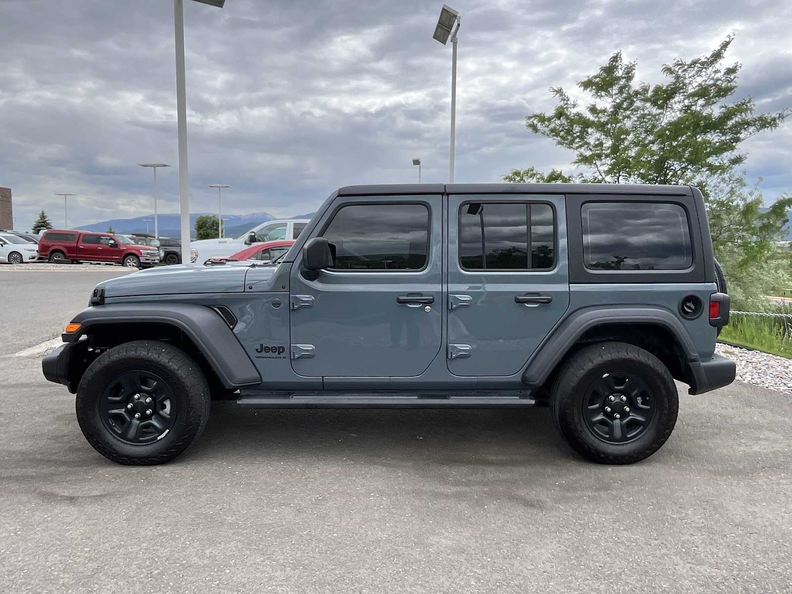 Thumbnail: 2025 Jeep Wrangler - 3