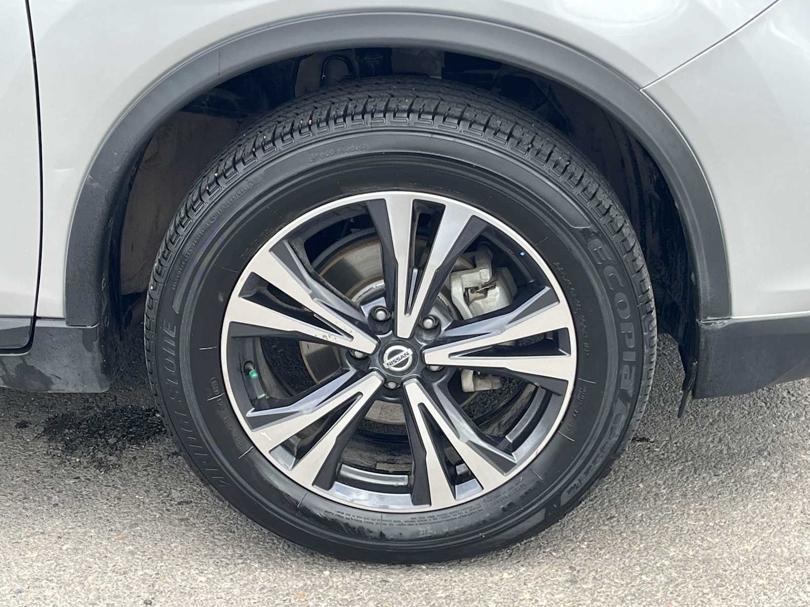 Thumbnail: 2018 Nissan Rogue - 8