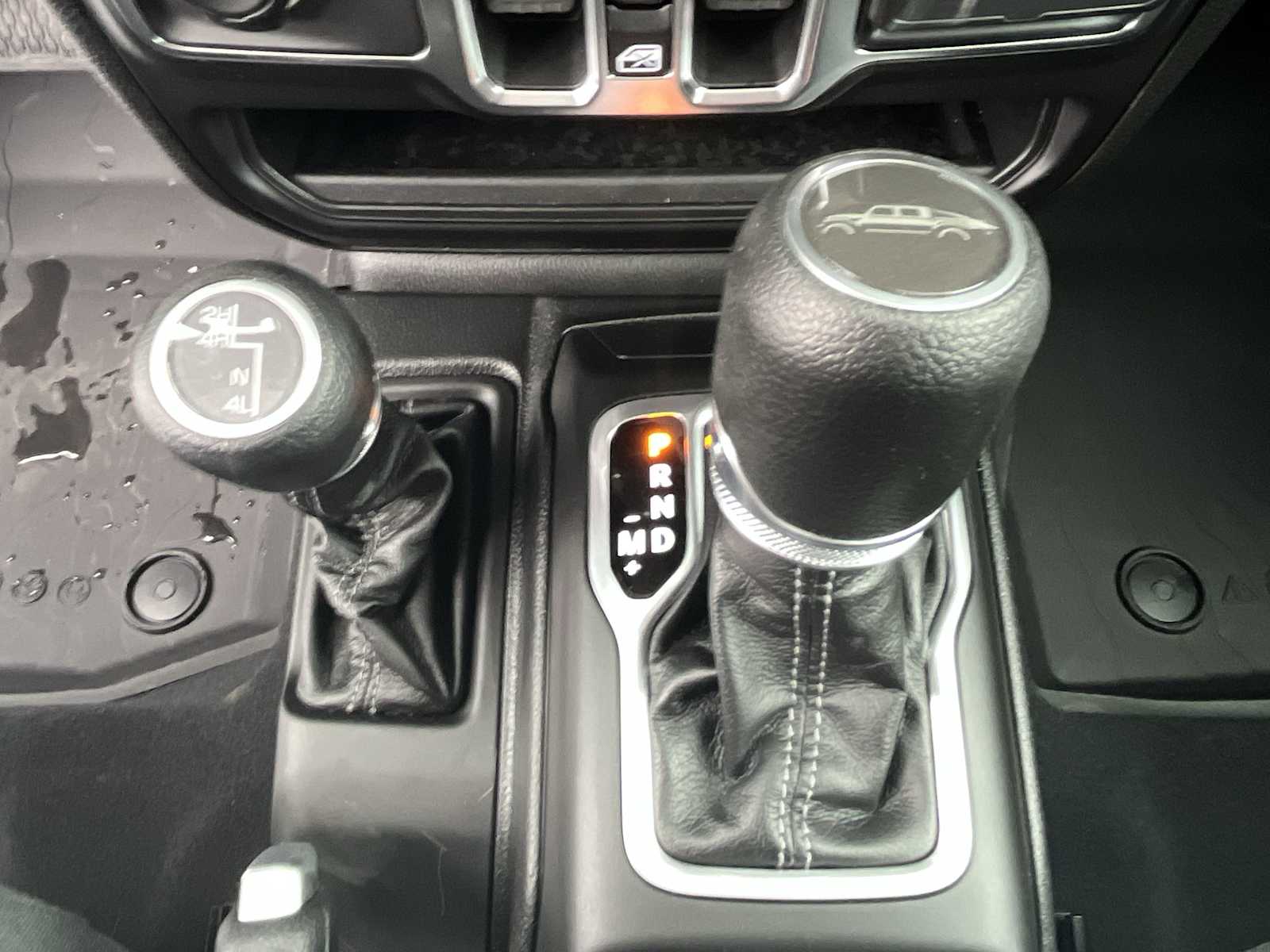 Thumbnail: 2026 Jeep Gladiator - 17