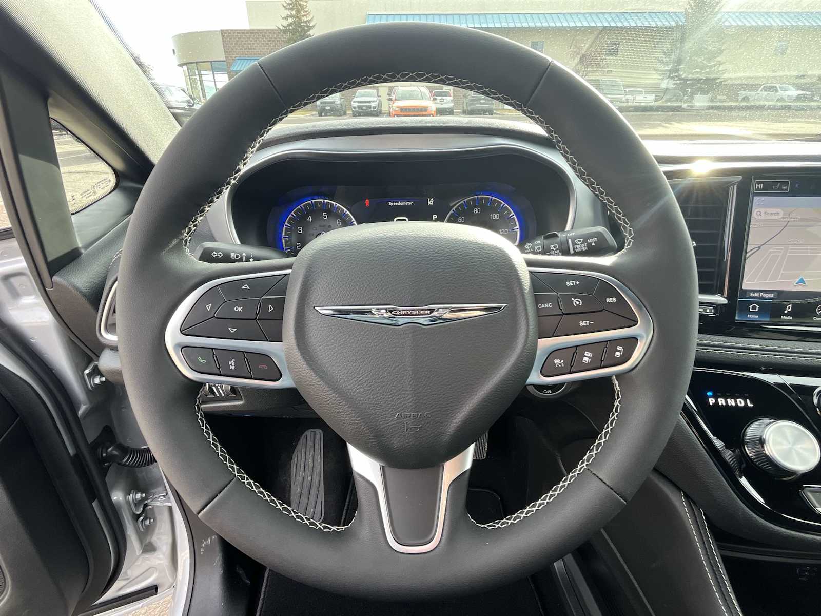 Thumbnail: 2026 Chrysler Pacifica - 15