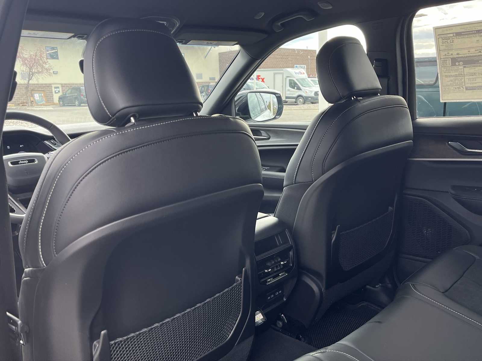 Thumbnail: 2026 Jeep Grand Cherokee - 12