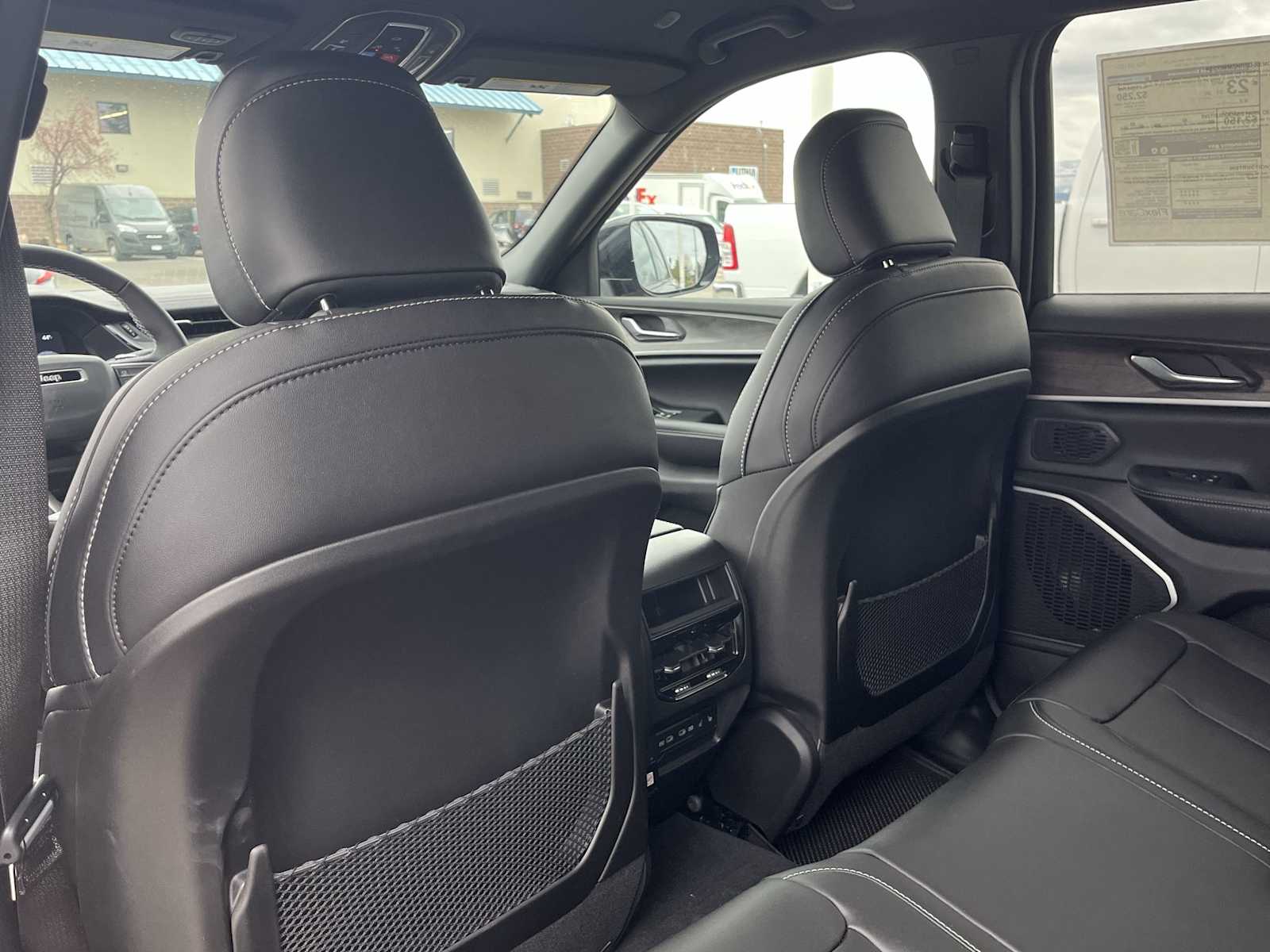 Thumbnail: 2026 Jeep Grand Cherokee - 12