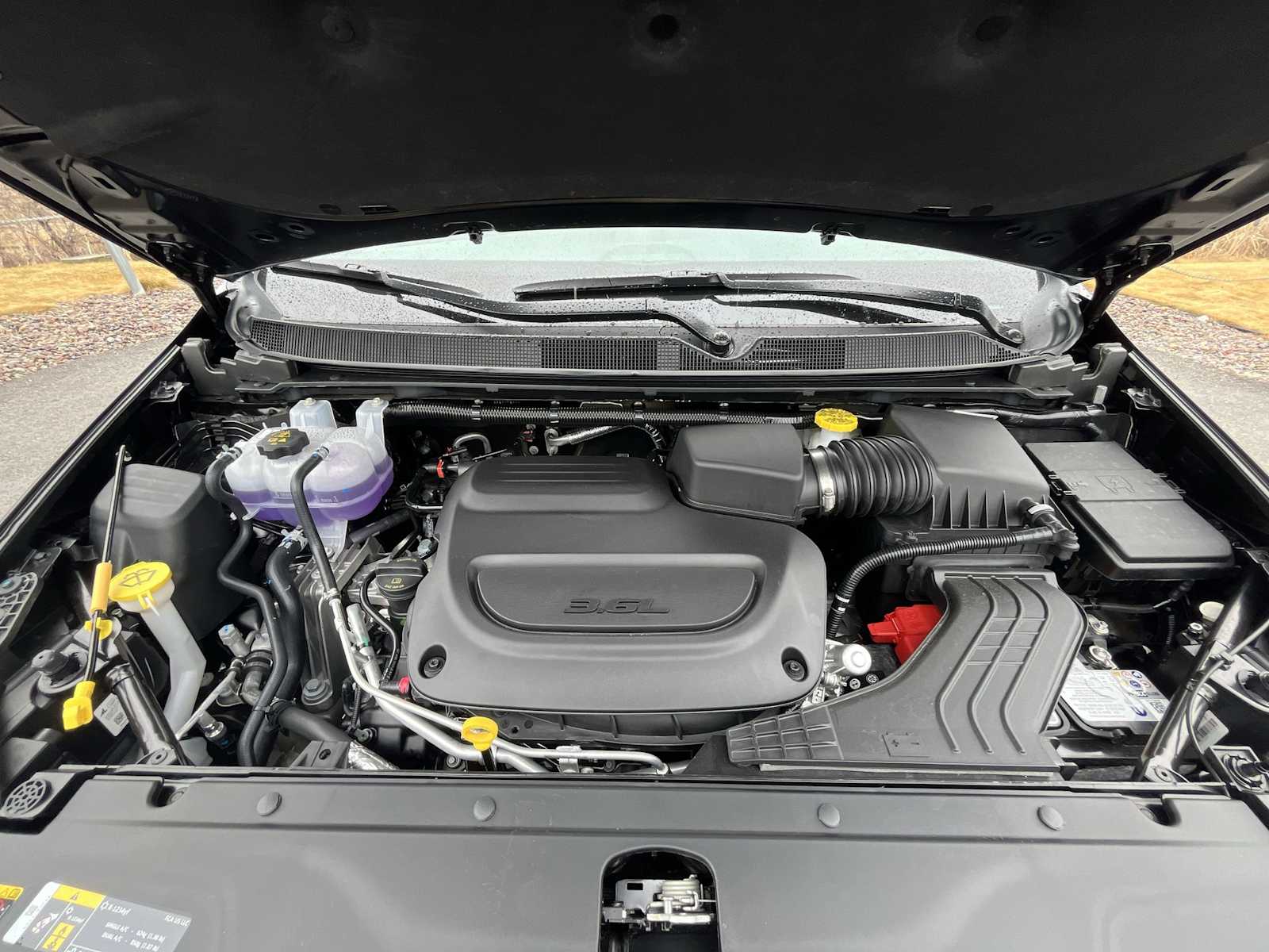 Thumbnail: 2026 Chrysler Pacifica - 9