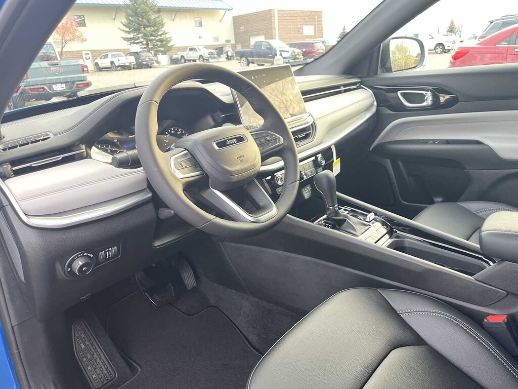 New 2026 Jeep Compass LIMITED 4X4 Sport Utility