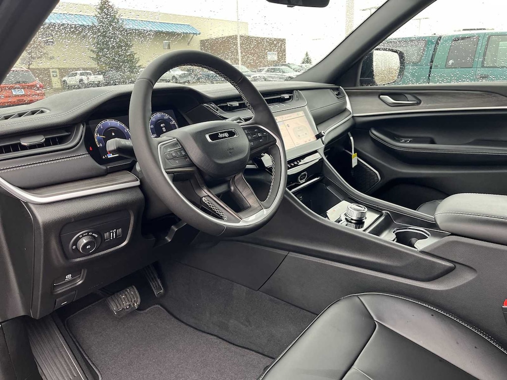 New 2026 Jeep Grand Cherokee L LIMITED 4X4 Sport Utility