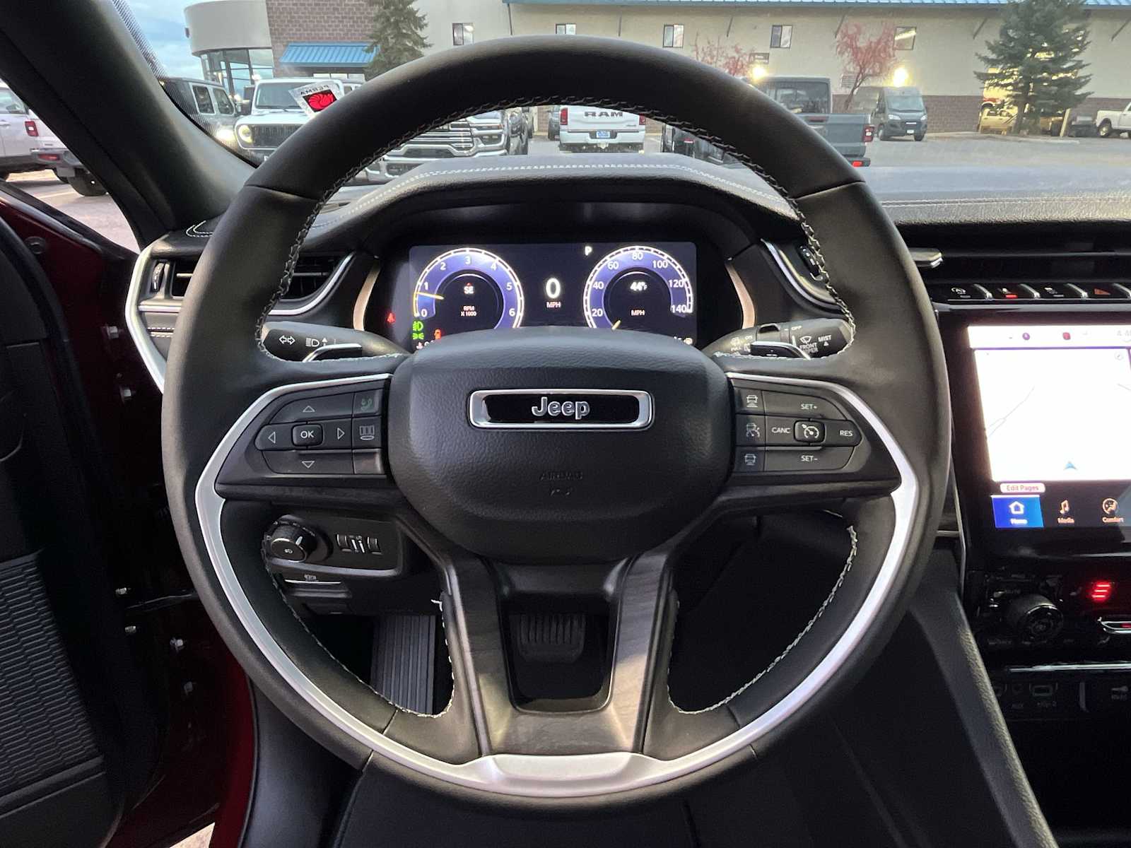 Thumbnail: 2025 Jeep Grand Cherokee - 15