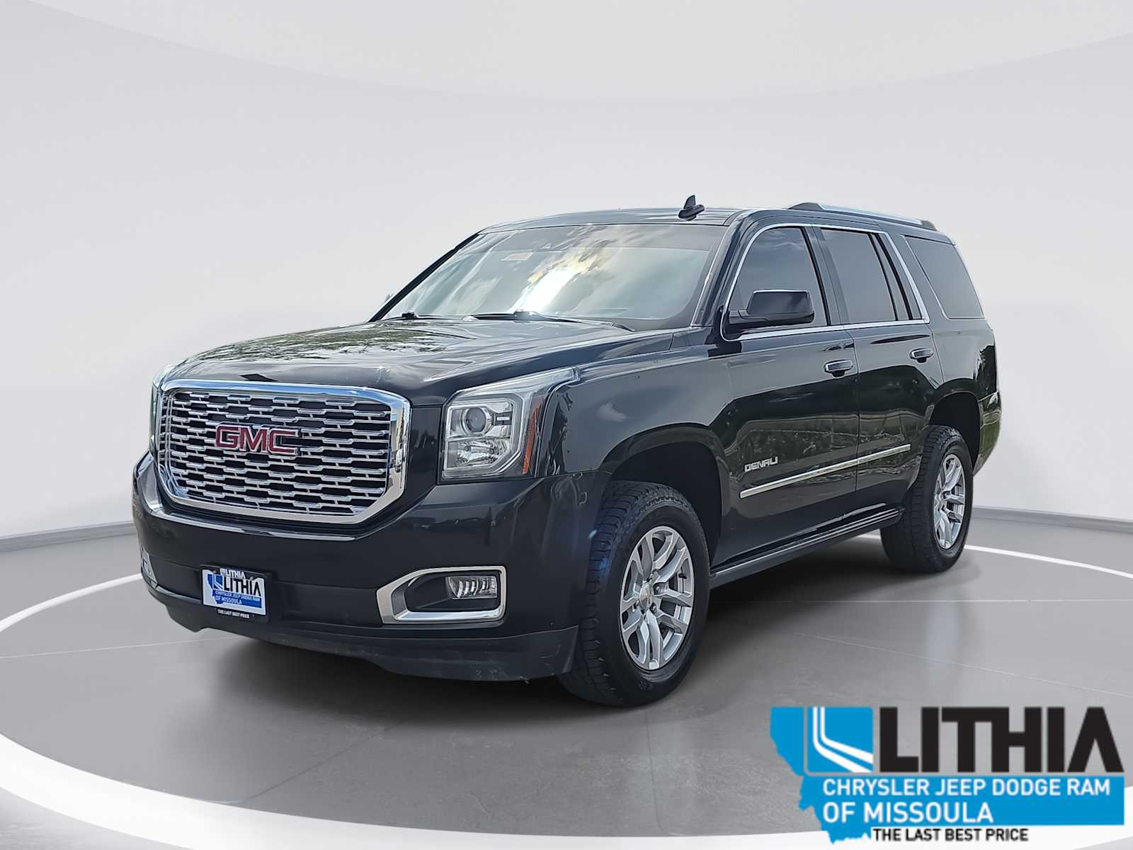 2019 GMC Yukon 4WD Denali's photo