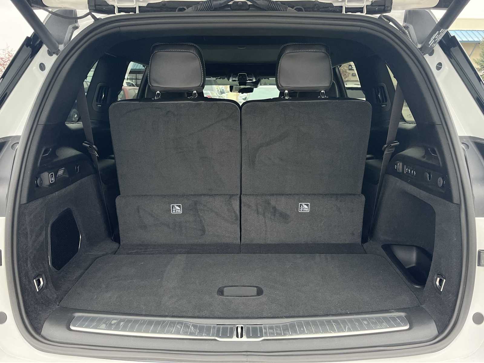 Thumbnail: 2025 Jeep Grand Cherokee L - 19