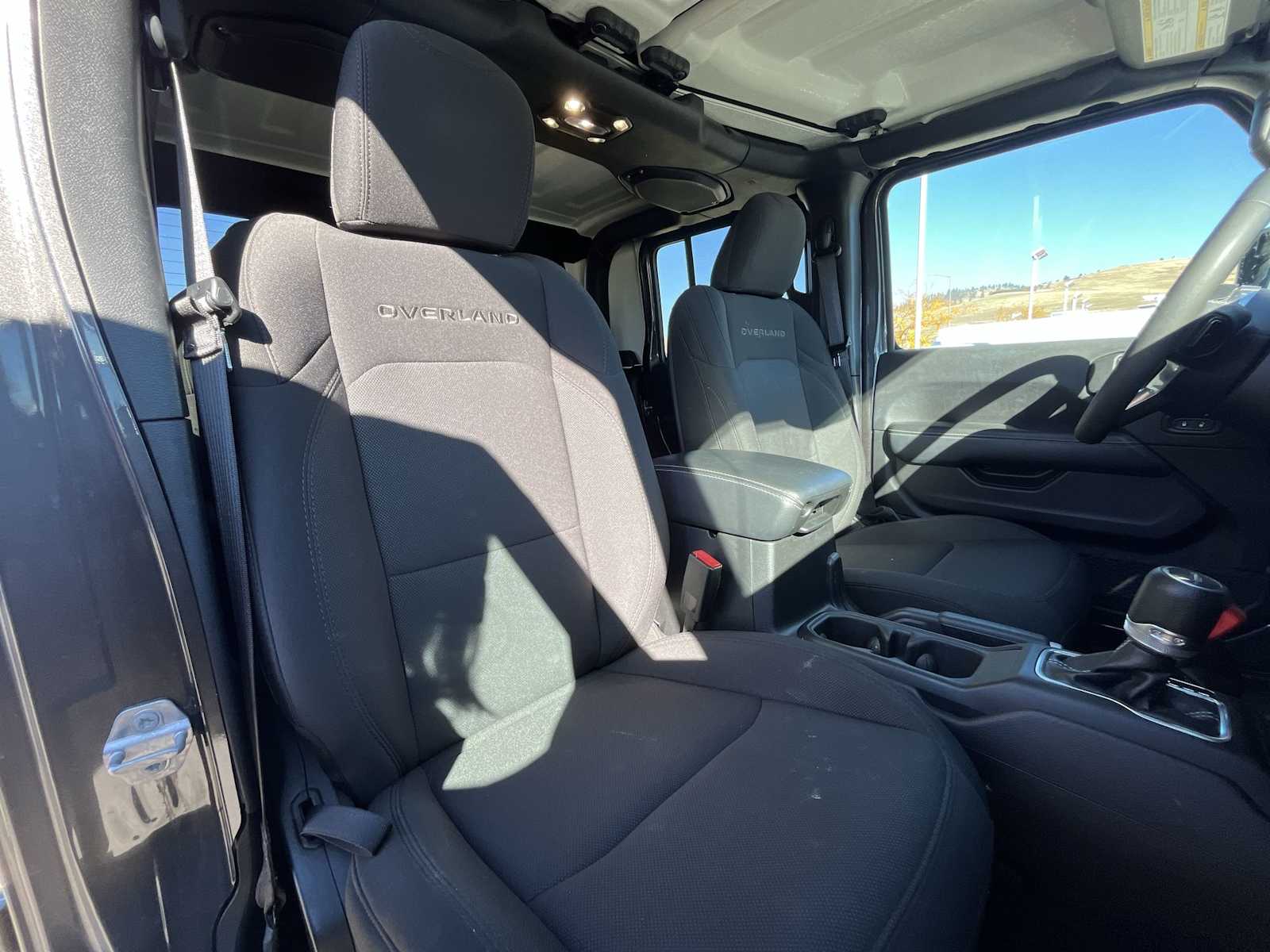 Thumbnail: 2023 Jeep Gladiator - 15