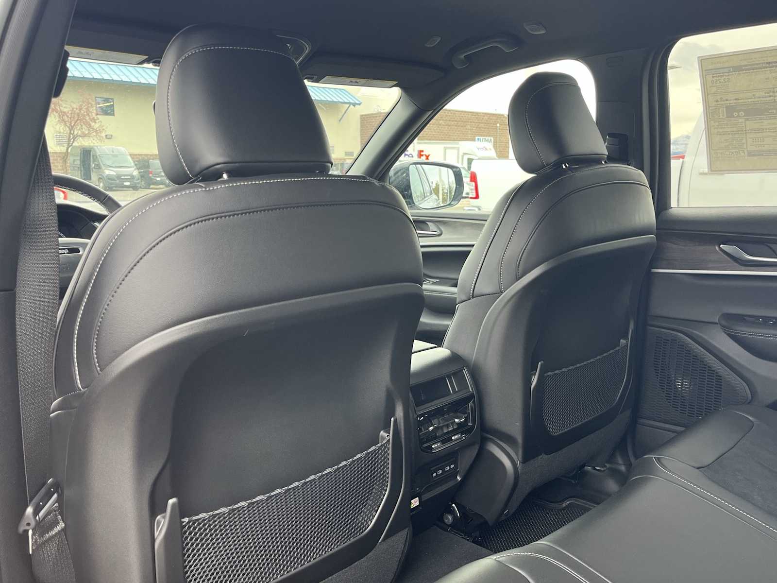 Thumbnail: 2026 Jeep Grand Cherokee - 12