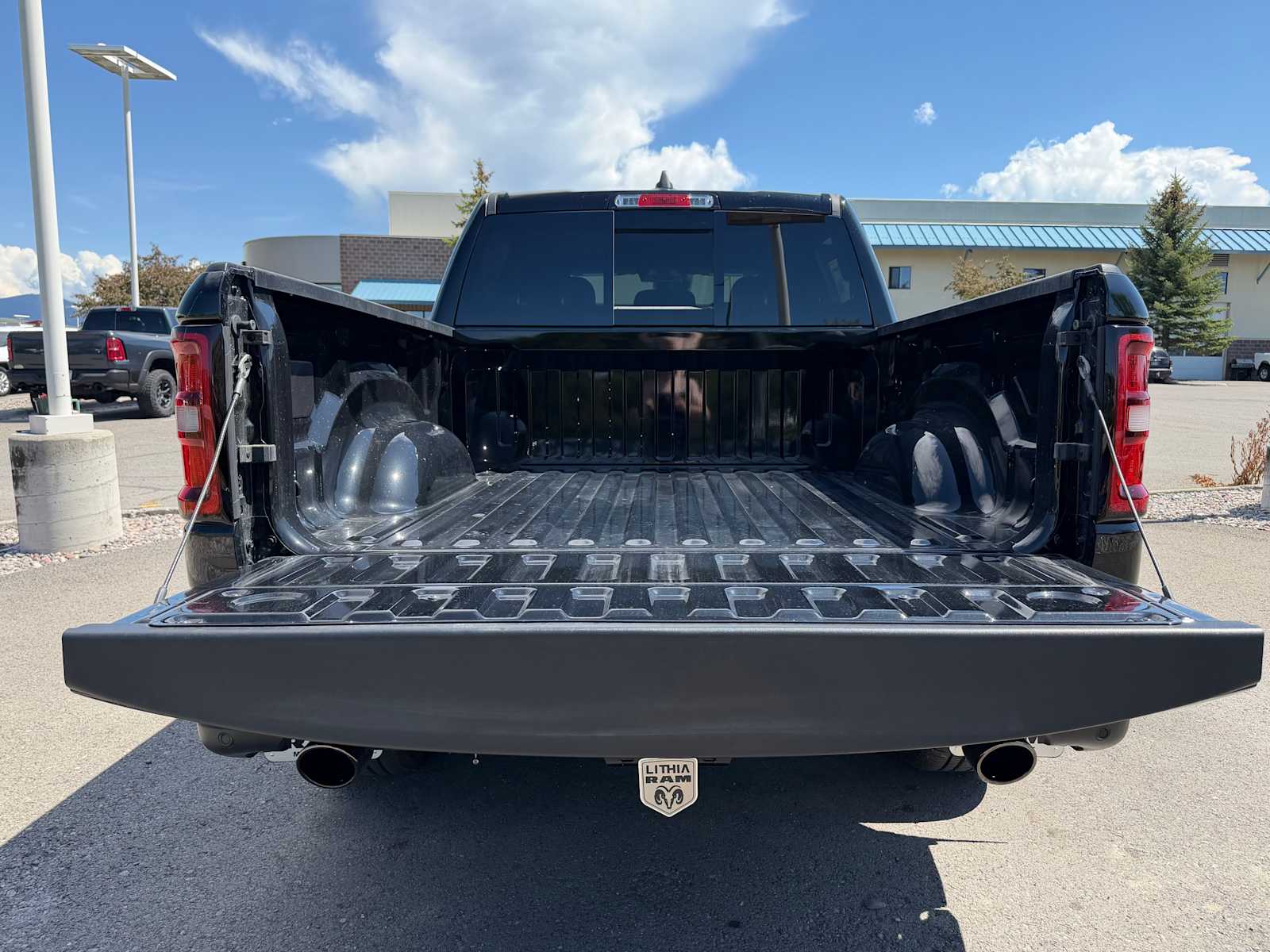 Thumbnail: 2026 RAM 1500 - 7