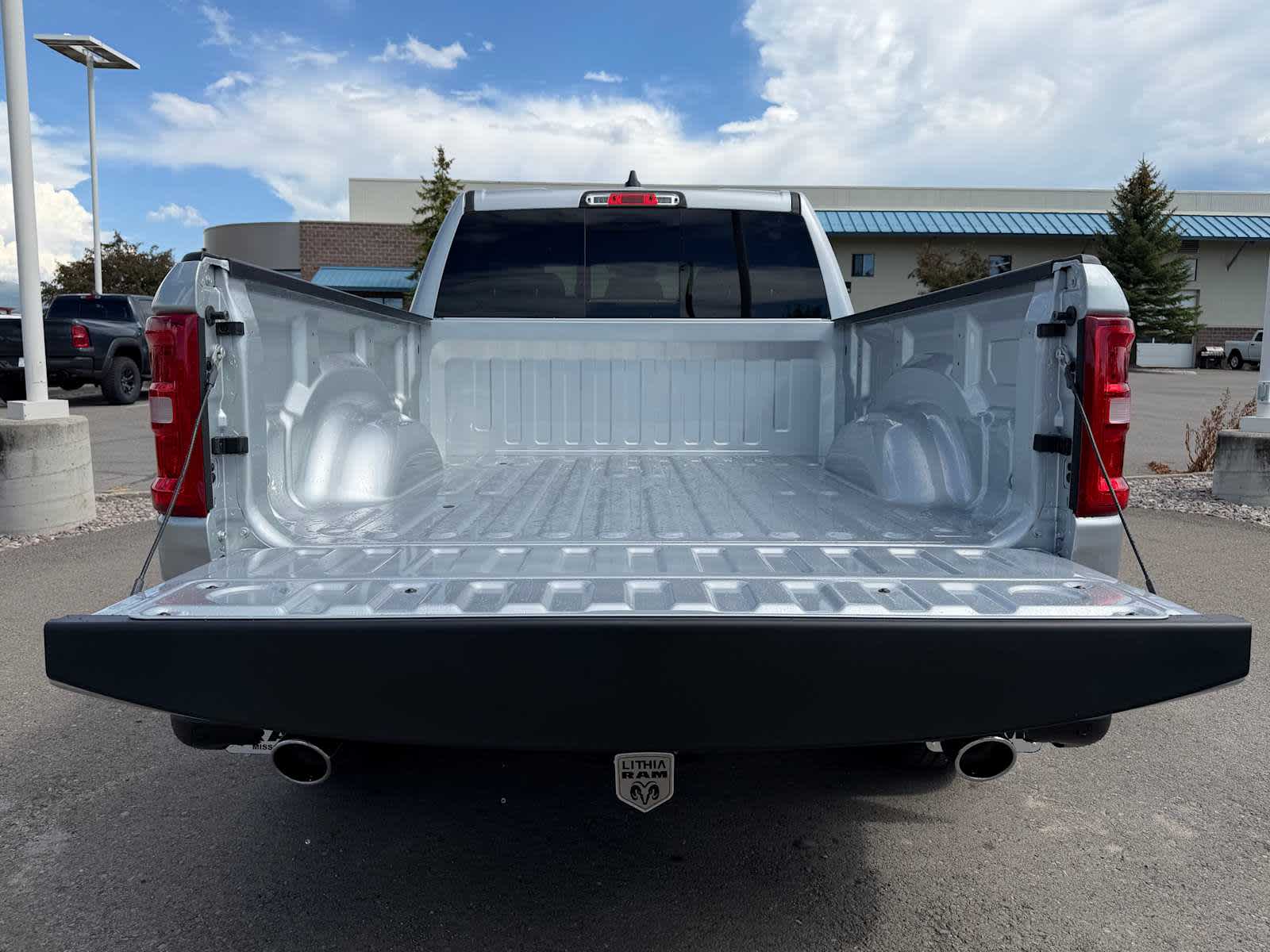 Thumbnail: 2026 RAM 1500 - 13