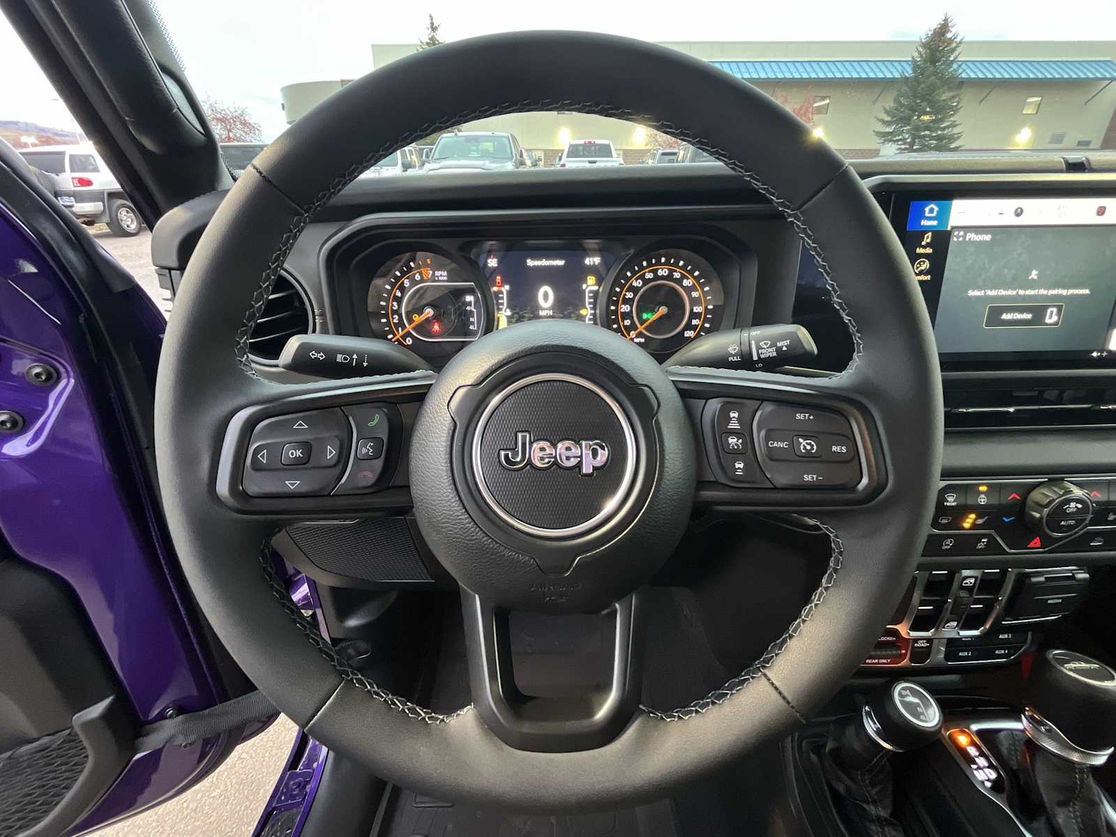 Thumbnail: 2026 Jeep Gladiator - 15