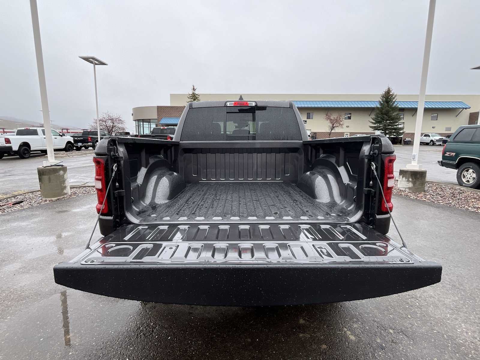 Thumbnail: 2026 RAM 1500 - 19