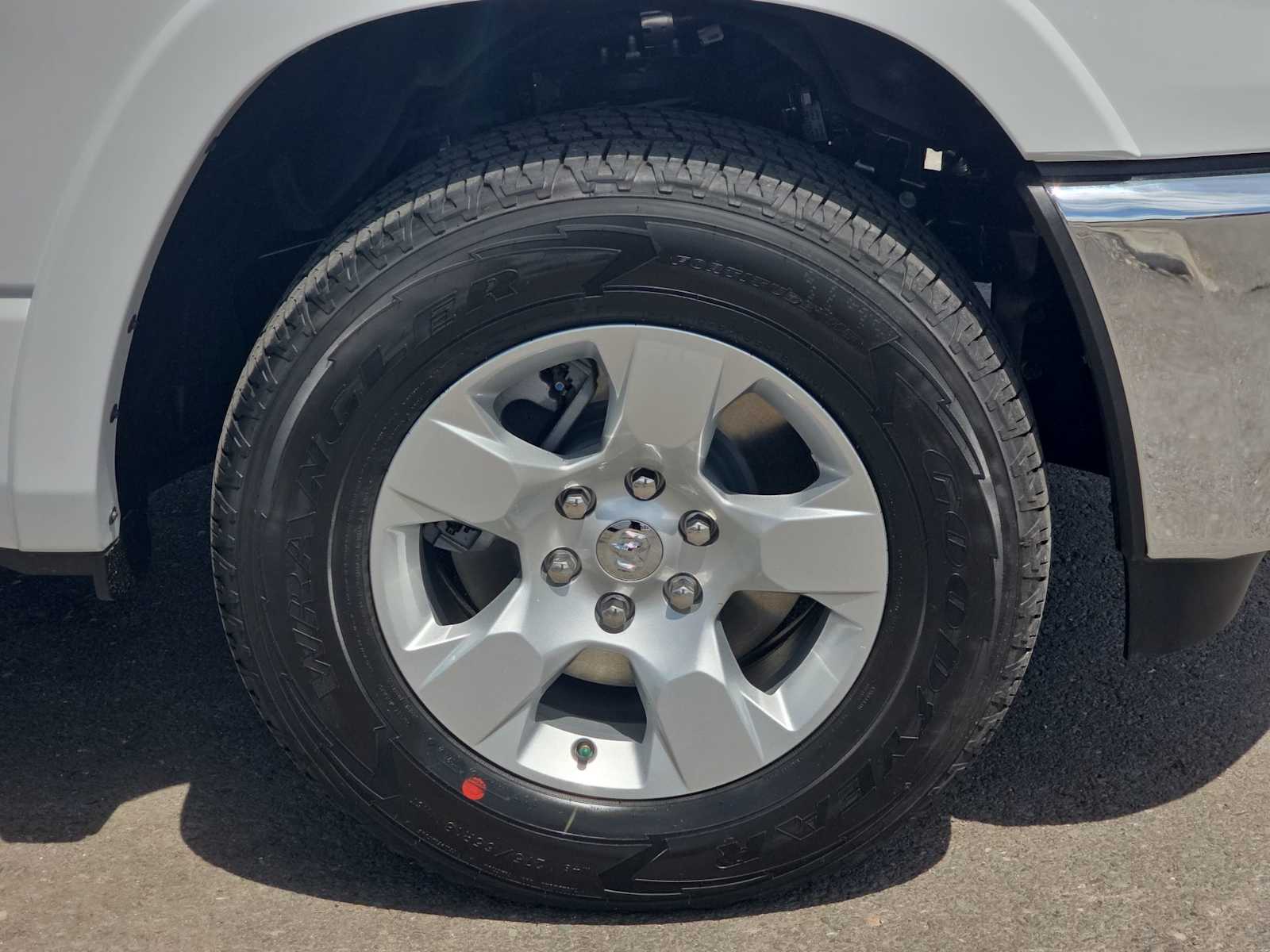 Thumbnail: 2026 RAM 1500 - 8