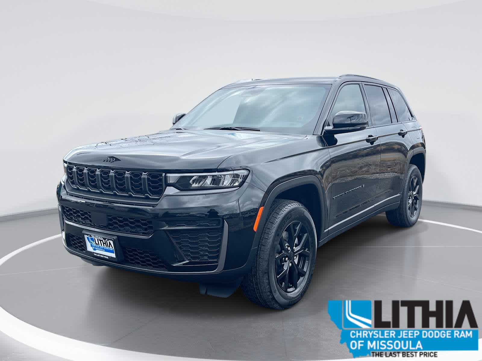 Thumbnail: 2026 Jeep Grand Cherokee - 2