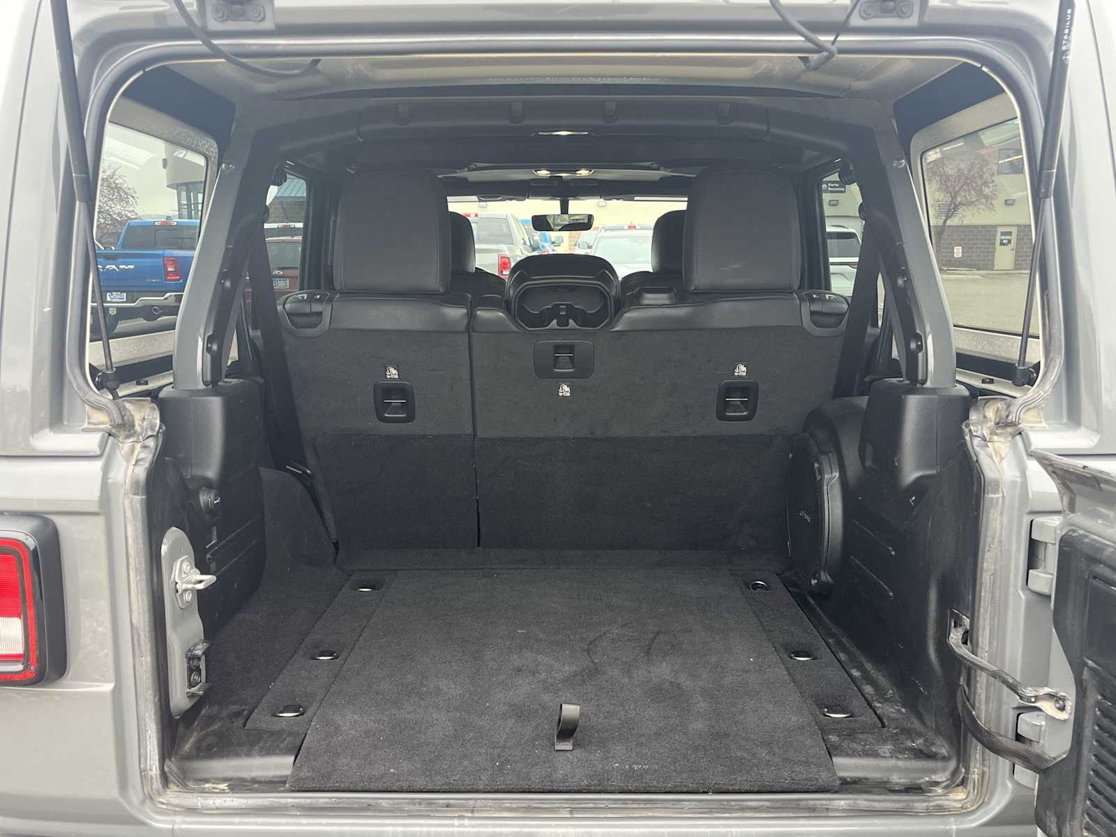 Thumbnail: 2023 Jeep Wrangler - 19