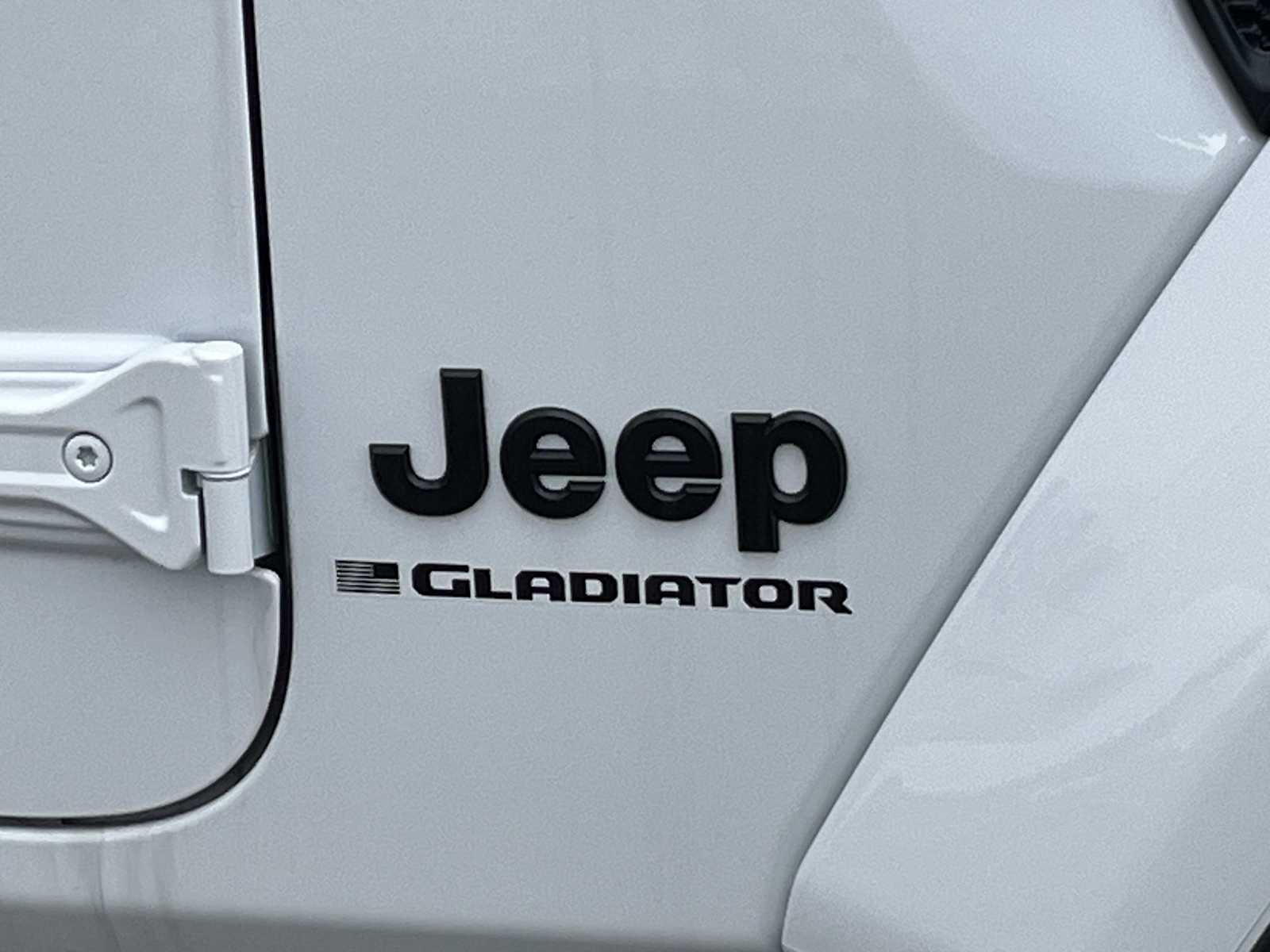 Thumbnail: 2026 Jeep Gladiator - 7