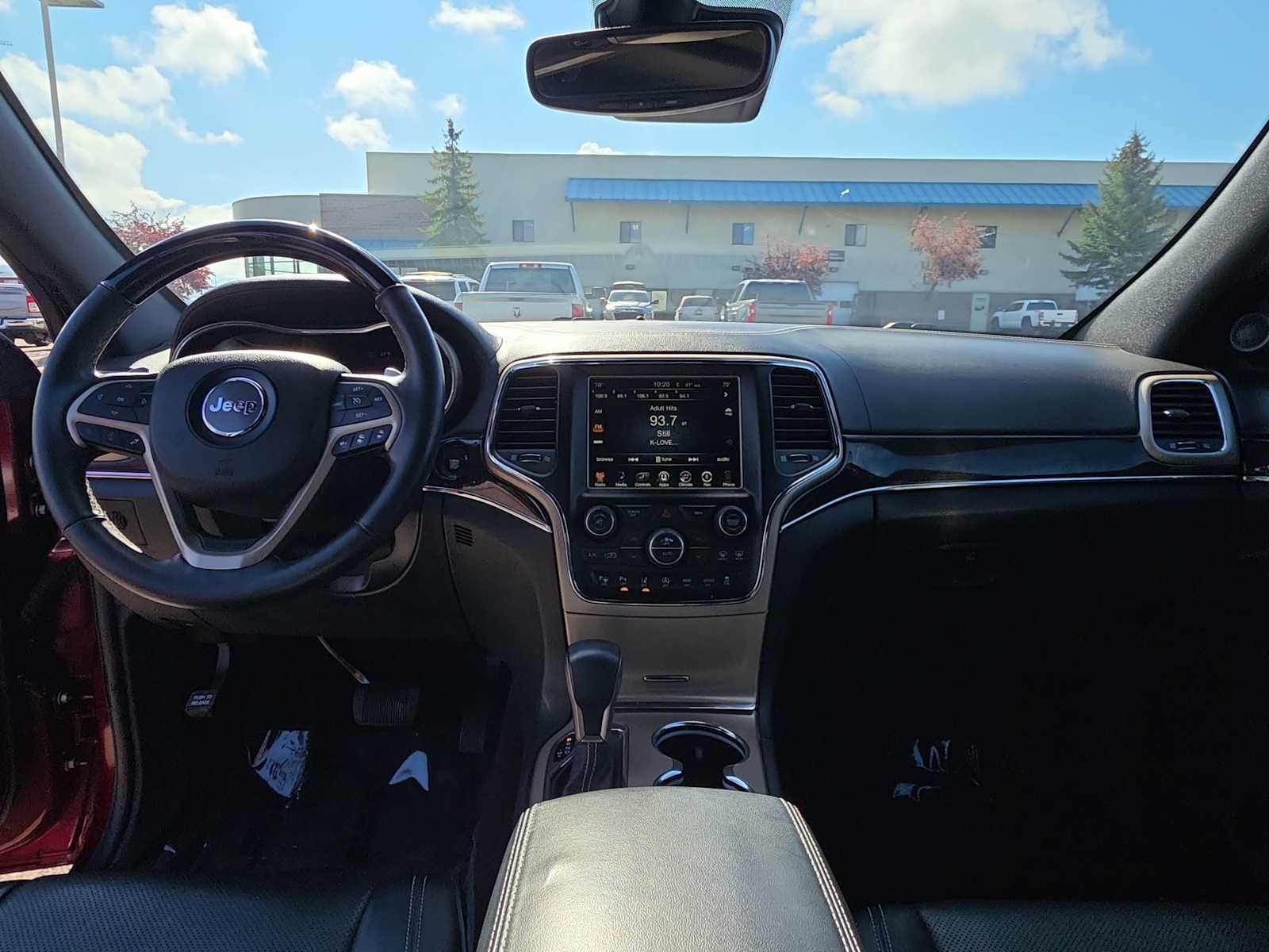 Thumbnail: 2017 Jeep Grand Cherokee - 10