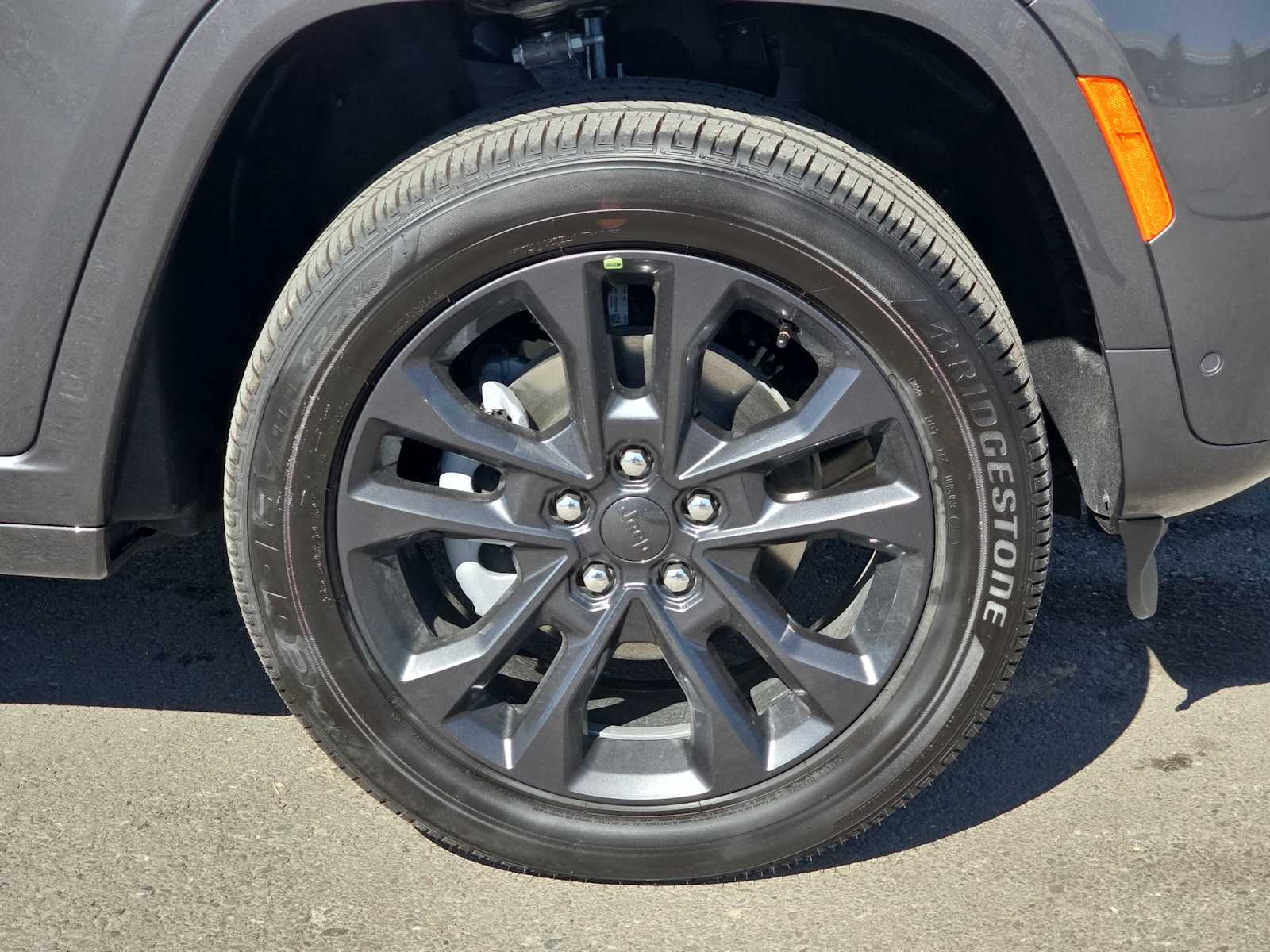 Thumbnail: 2026 Jeep Grand Cherokee - 8