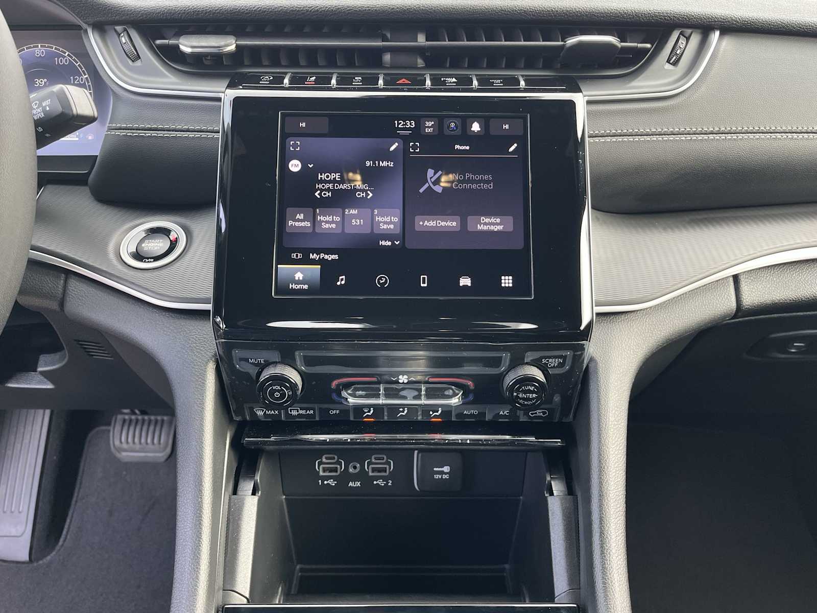 Thumbnail: 2025 Jeep Grand Cherokee - 16