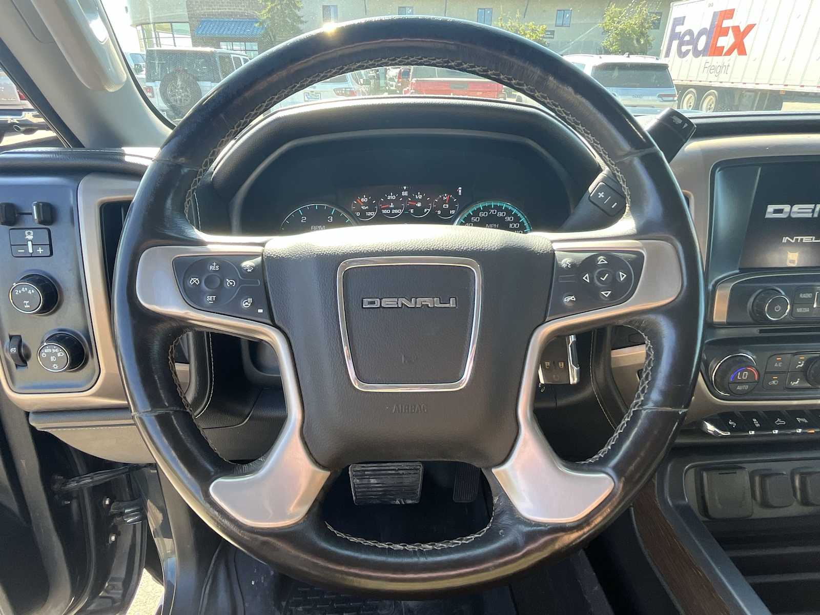 Thumbnail: 2018 GMC Sierra 3500 - 15