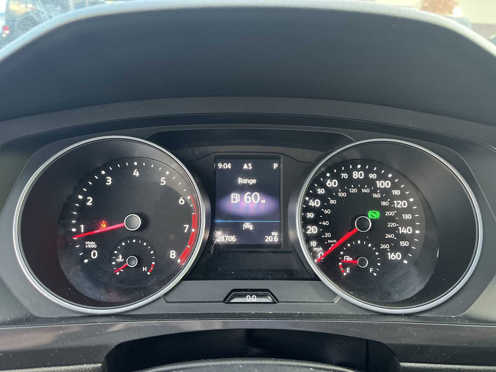 Thumbnail: 2021 Volkswagen Tiguan - 18