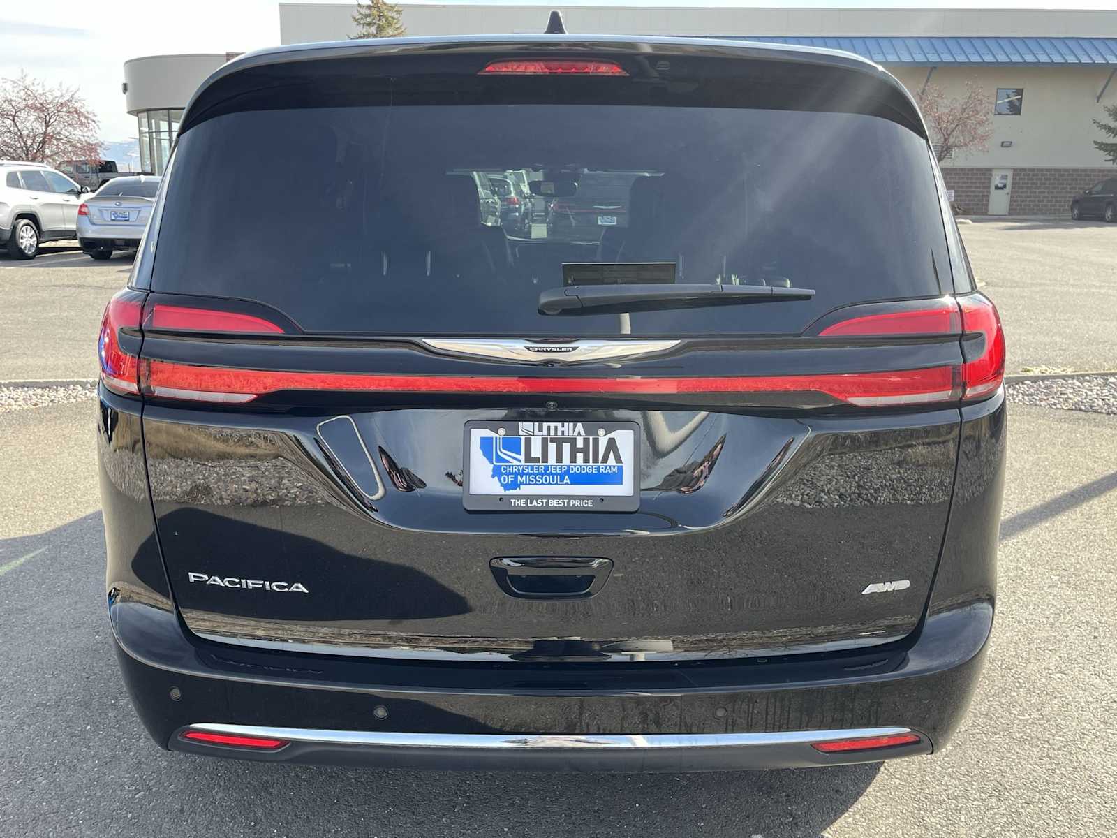 Thumbnail: 2025 Chrysler Pacifica - 5