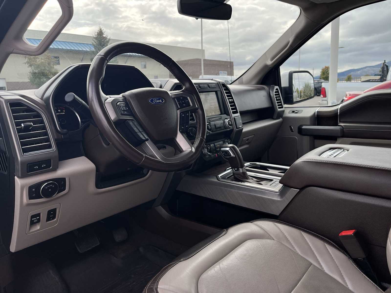 2019 Ford F-150 Limited photo 2
