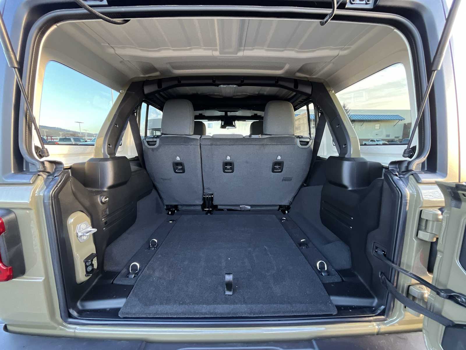 Thumbnail: 2026 Jeep Wrangler - 19