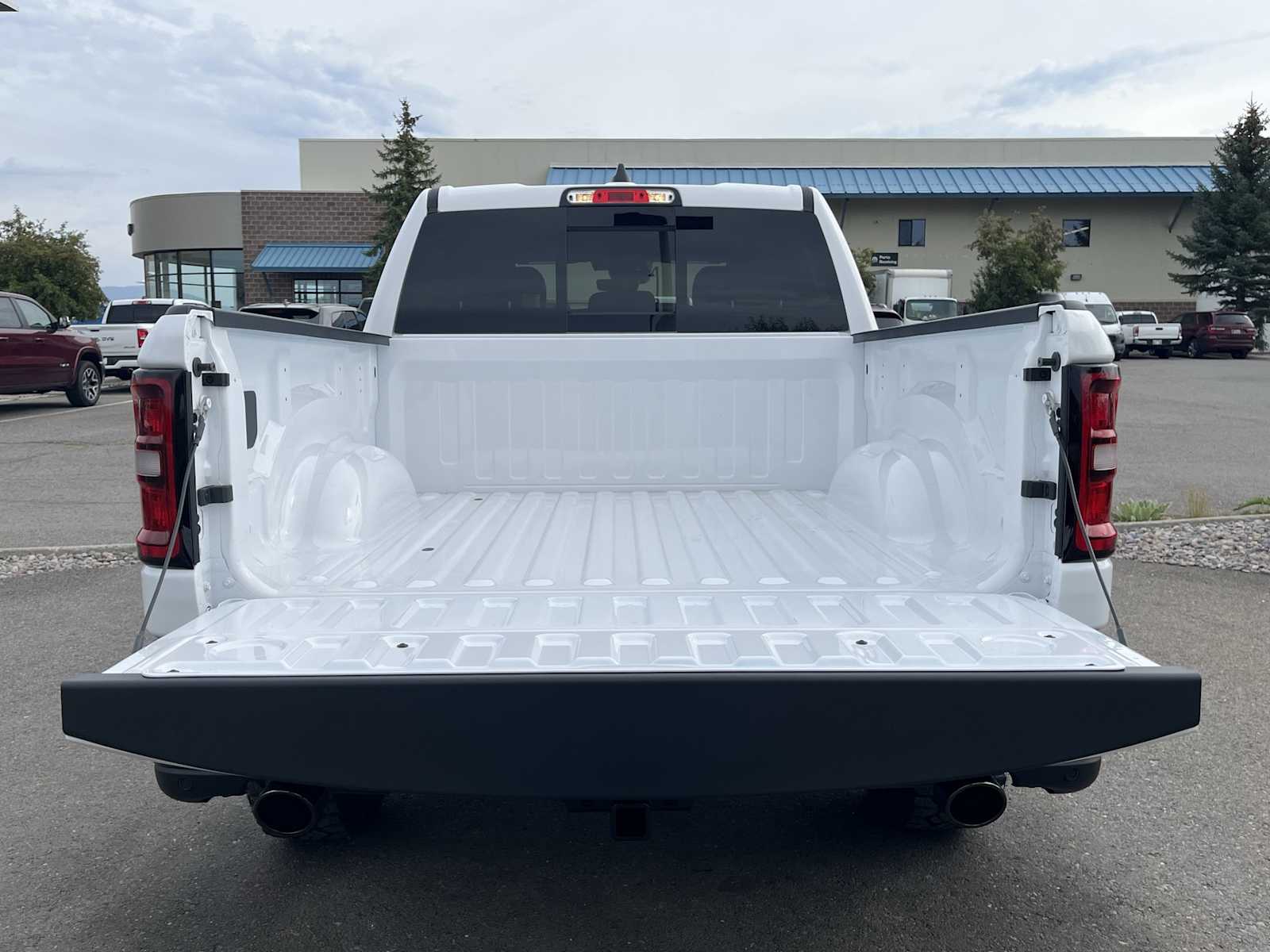 Thumbnail: 2026 RAM 1500 - 19