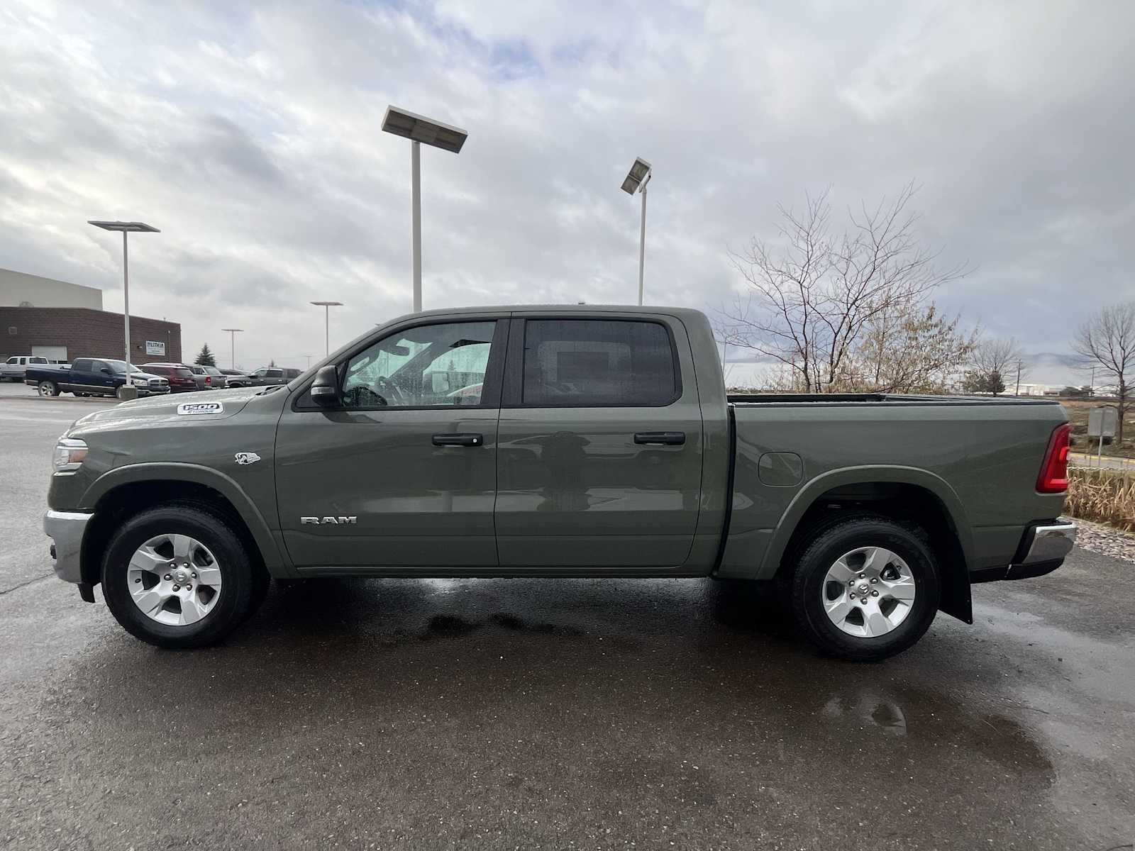 Thumbnail: 2026 RAM 1500 - 3