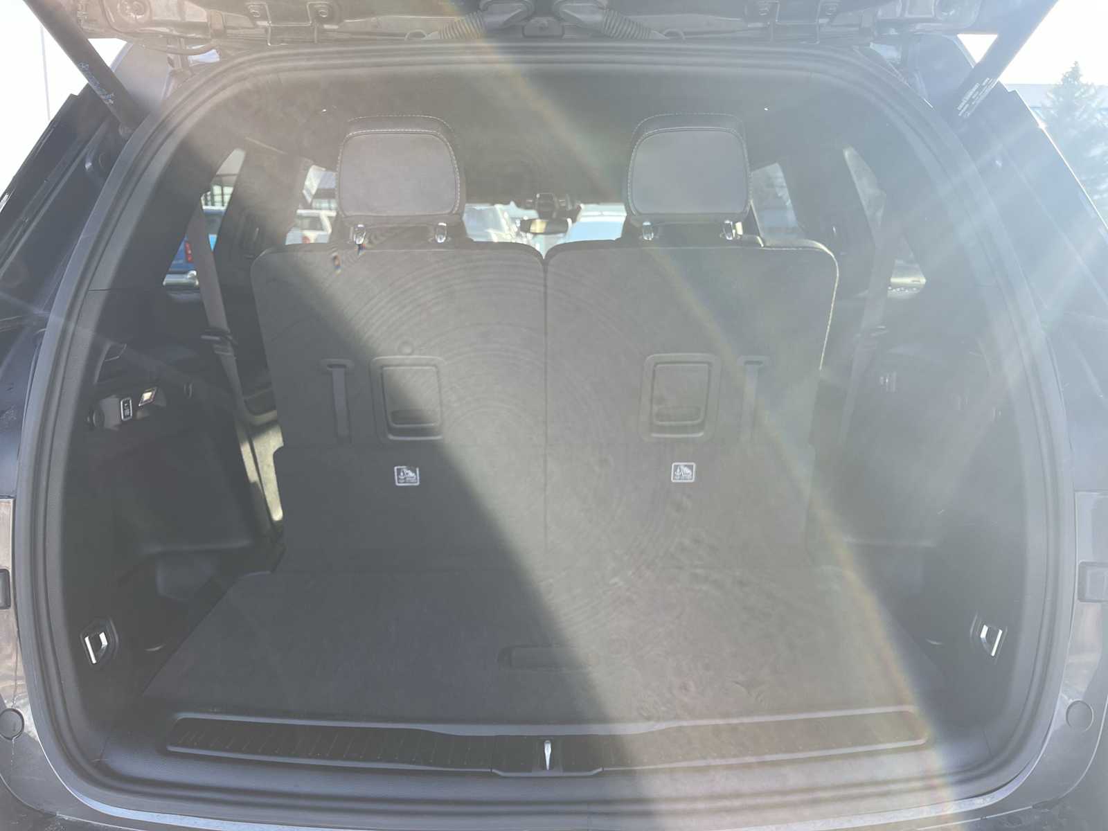 Thumbnail: 2023 Jeep Grand Cherokee - 19