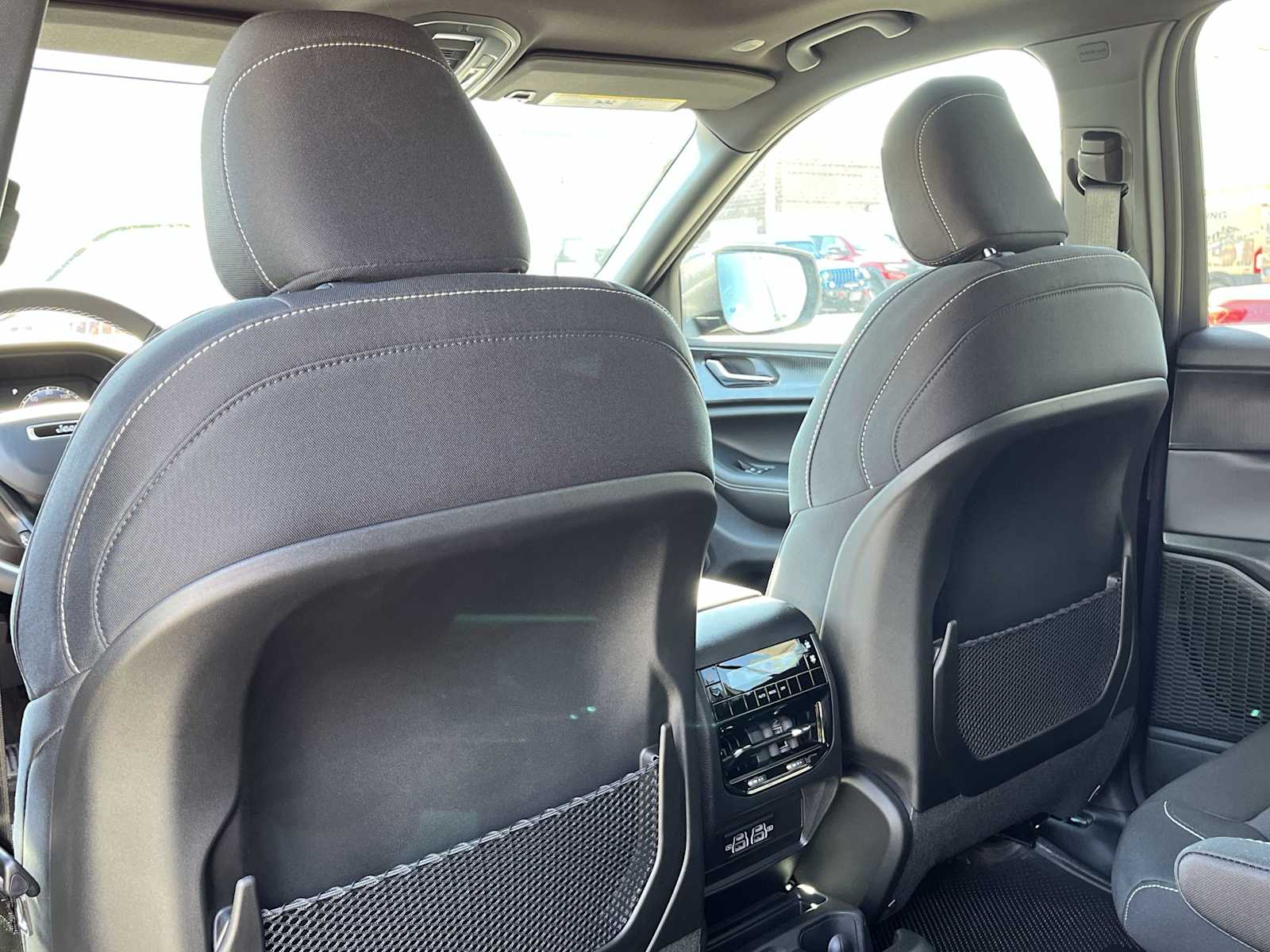 Thumbnail: 2025 Jeep Grand Cherokee - 12