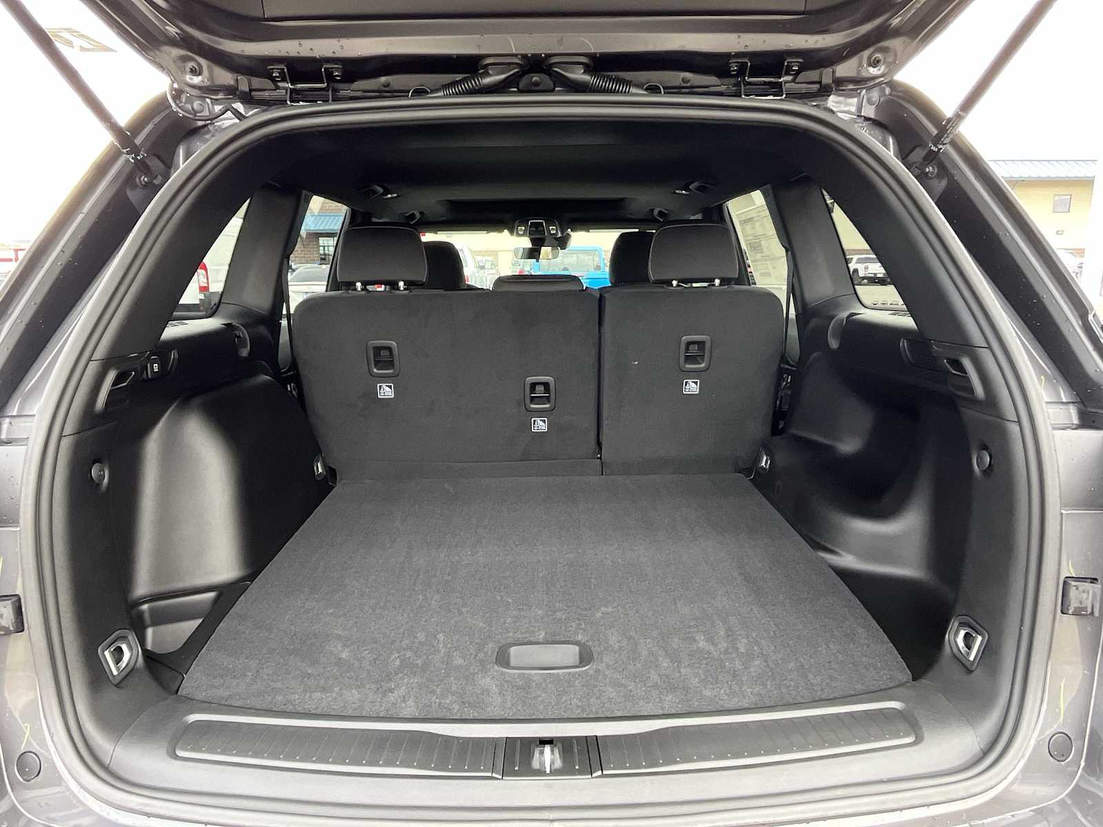 Thumbnail: 2025 Jeep Grand Cherokee - 19