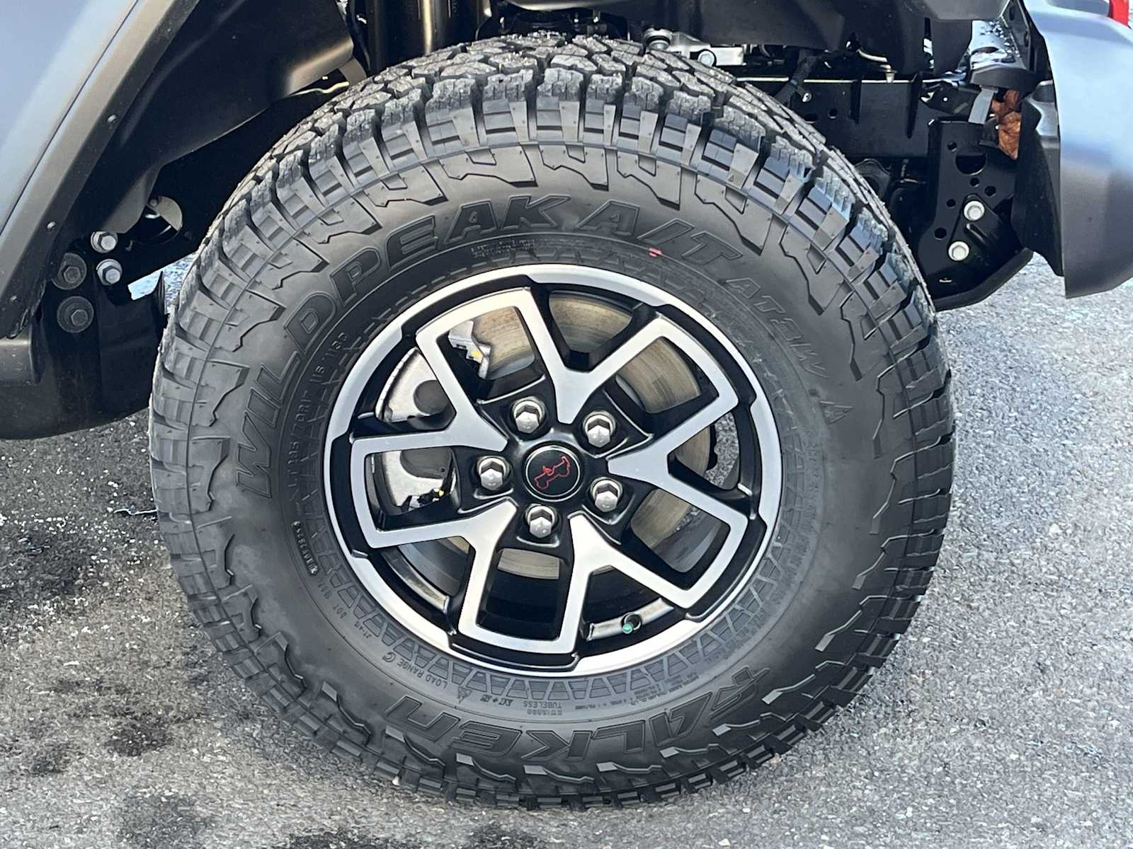 Thumbnail: 2026 Jeep Gladiator - 14