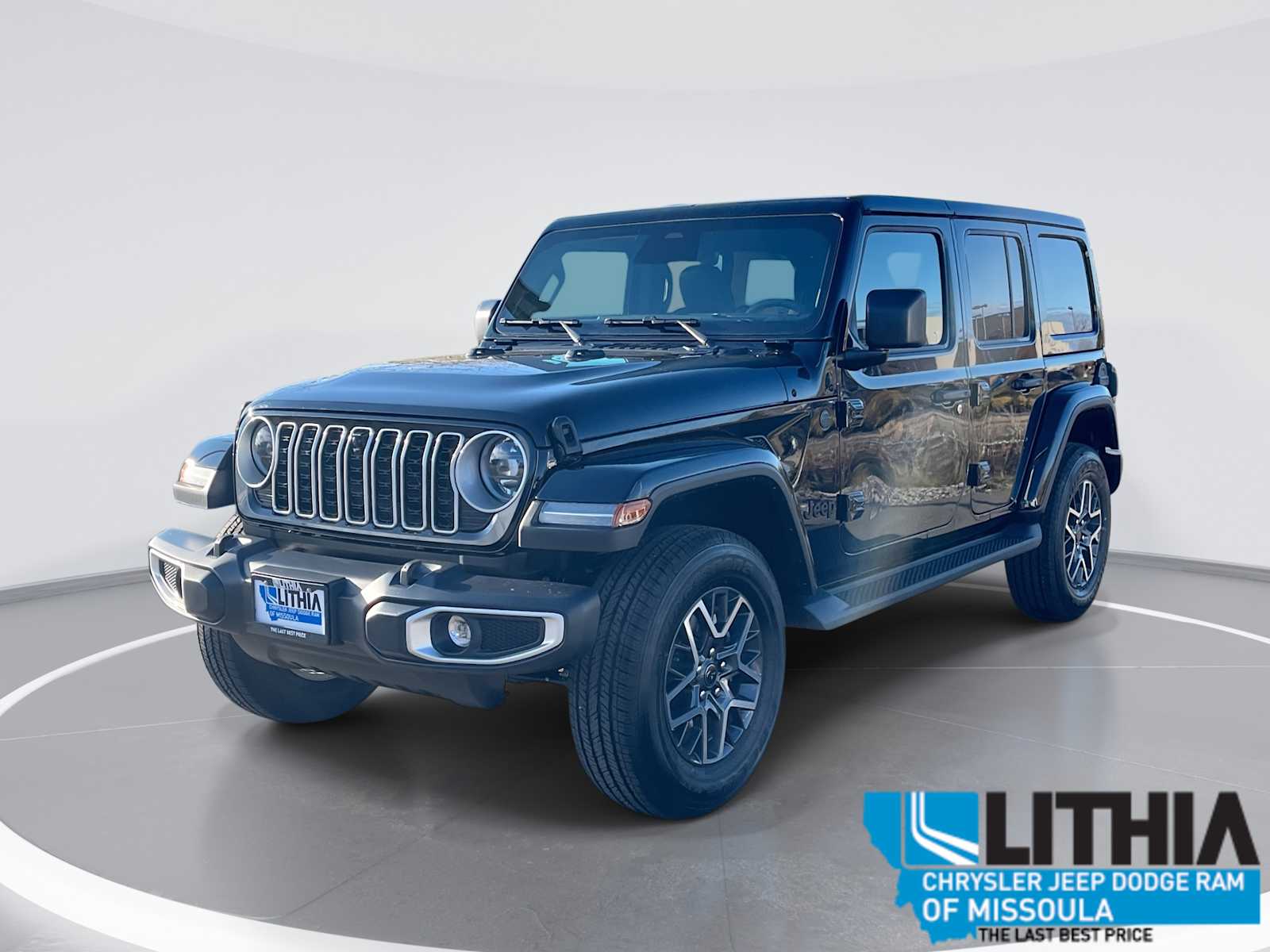2026 Jeep Wrangler 4-Door Sahara's photo