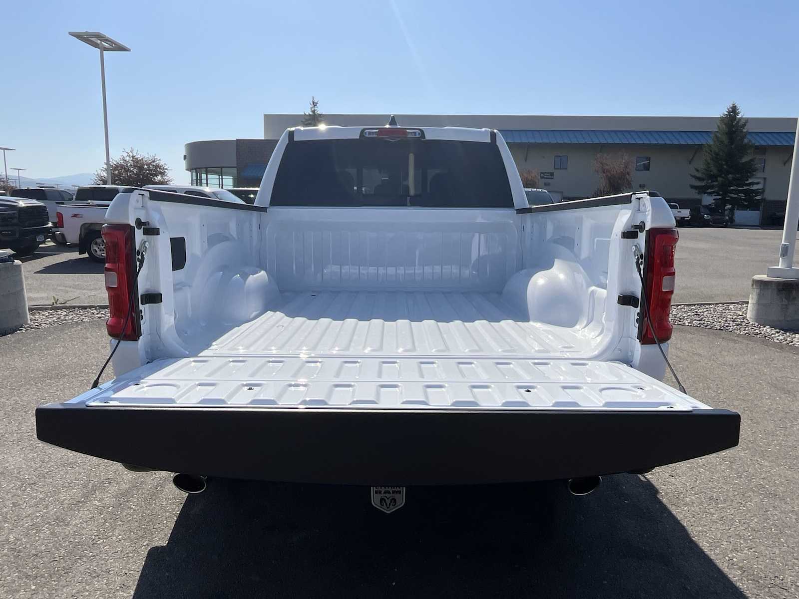 Thumbnail: 2025 RAM 1500 - 19