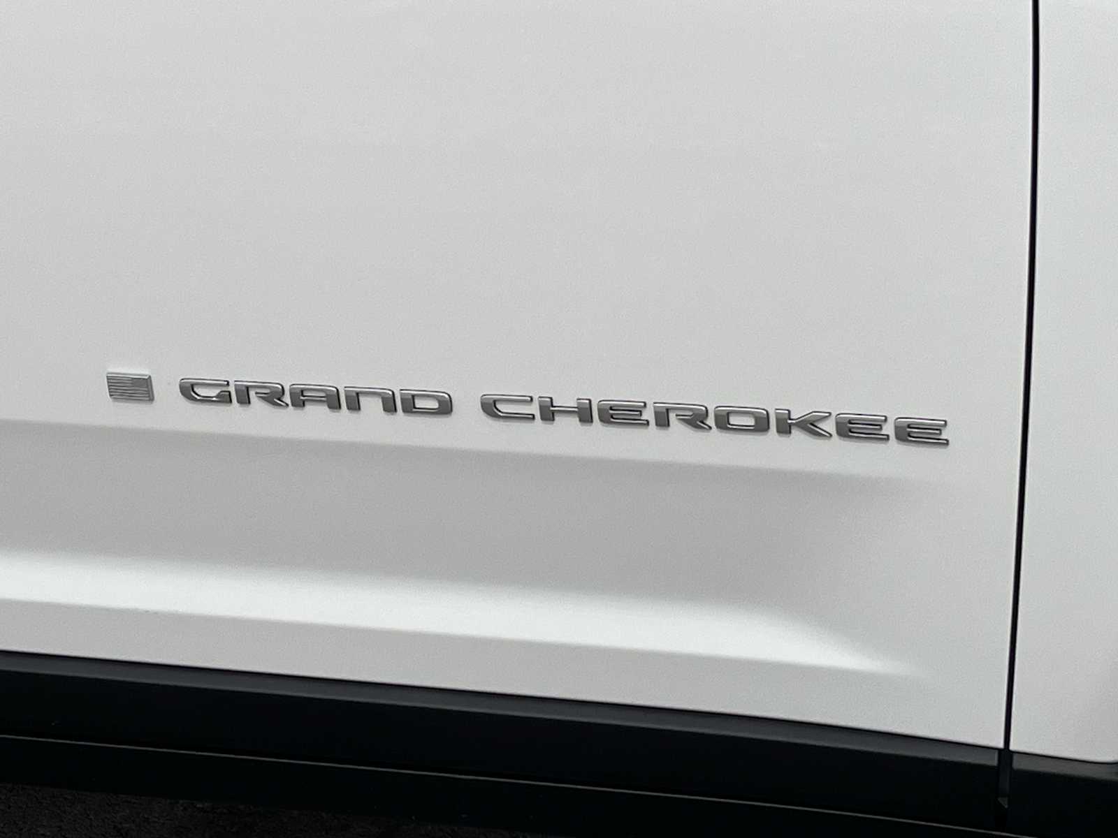 Thumbnail: 2025 Jeep Grand Cherokee - 7