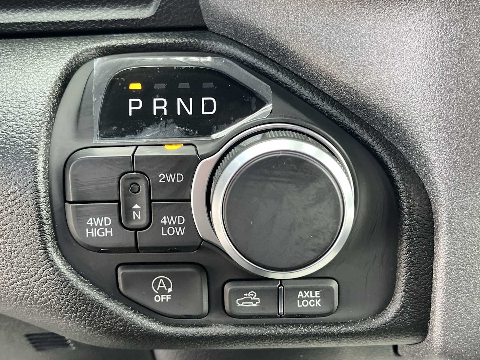 Thumbnail: 2026 RAM 1500 - 17