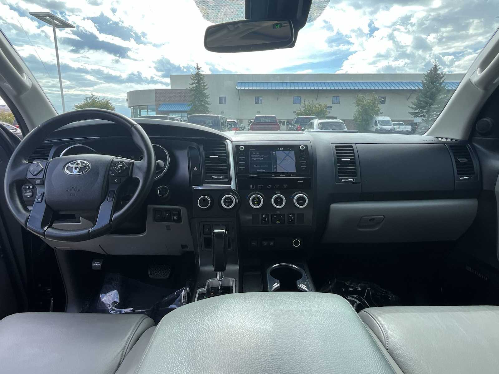 Thumbnail: 2020 Toyota Sequoia - 10