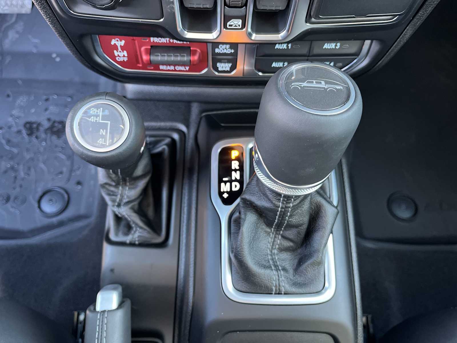 Thumbnail: 2026 Jeep Gladiator - 17