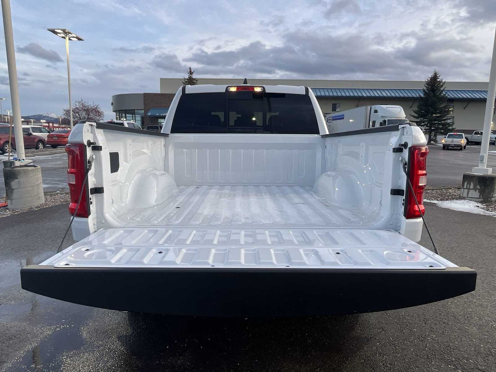 Thumbnail: 2026 RAM 1500 - 19