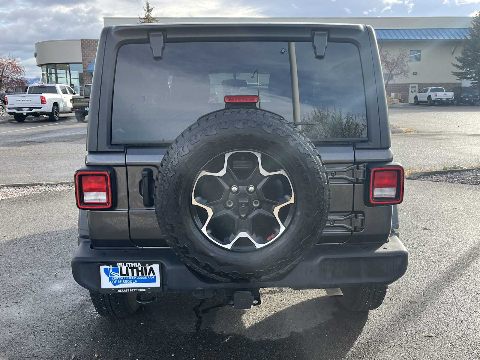 Thumbnail: 2021 Jeep Wrangler - 5