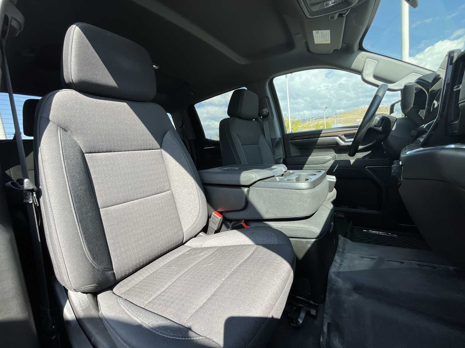 Thumbnail: 2024 Chevrolet Silverado 1500 - 14