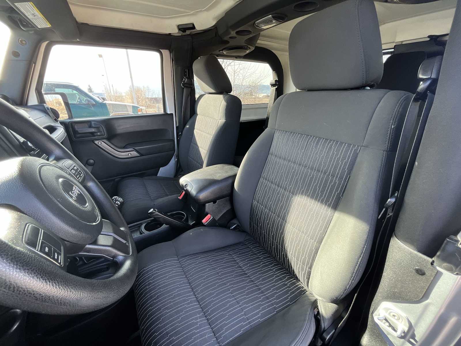 Thumbnail: 2012 Jeep Wrangler - 11