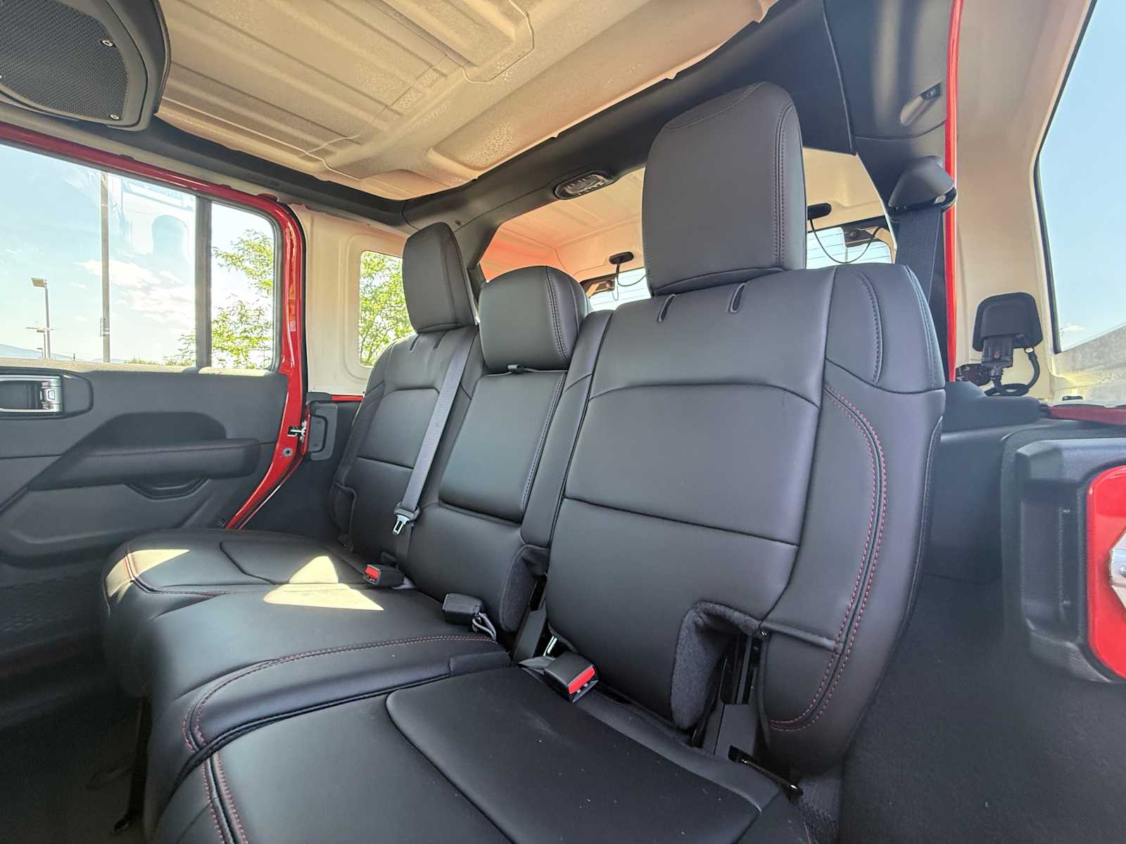 Thumbnail: 2025 Jeep Wrangler - 22