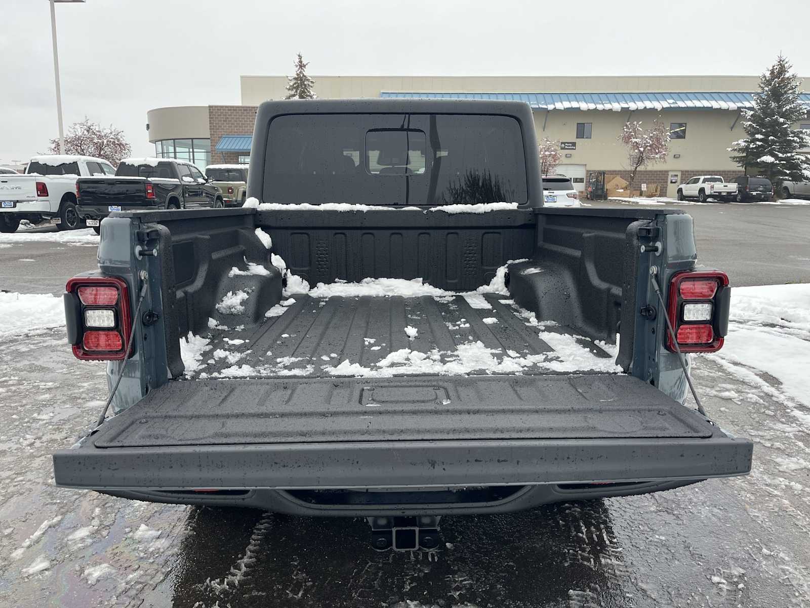 Thumbnail: 2026 Jeep Gladiator - 19