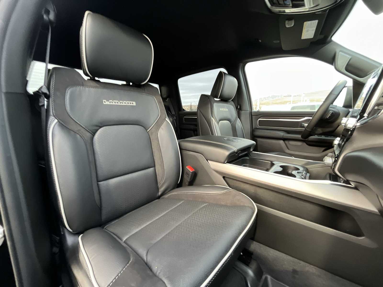 Thumbnail: 2026 RAM 1500 - 14