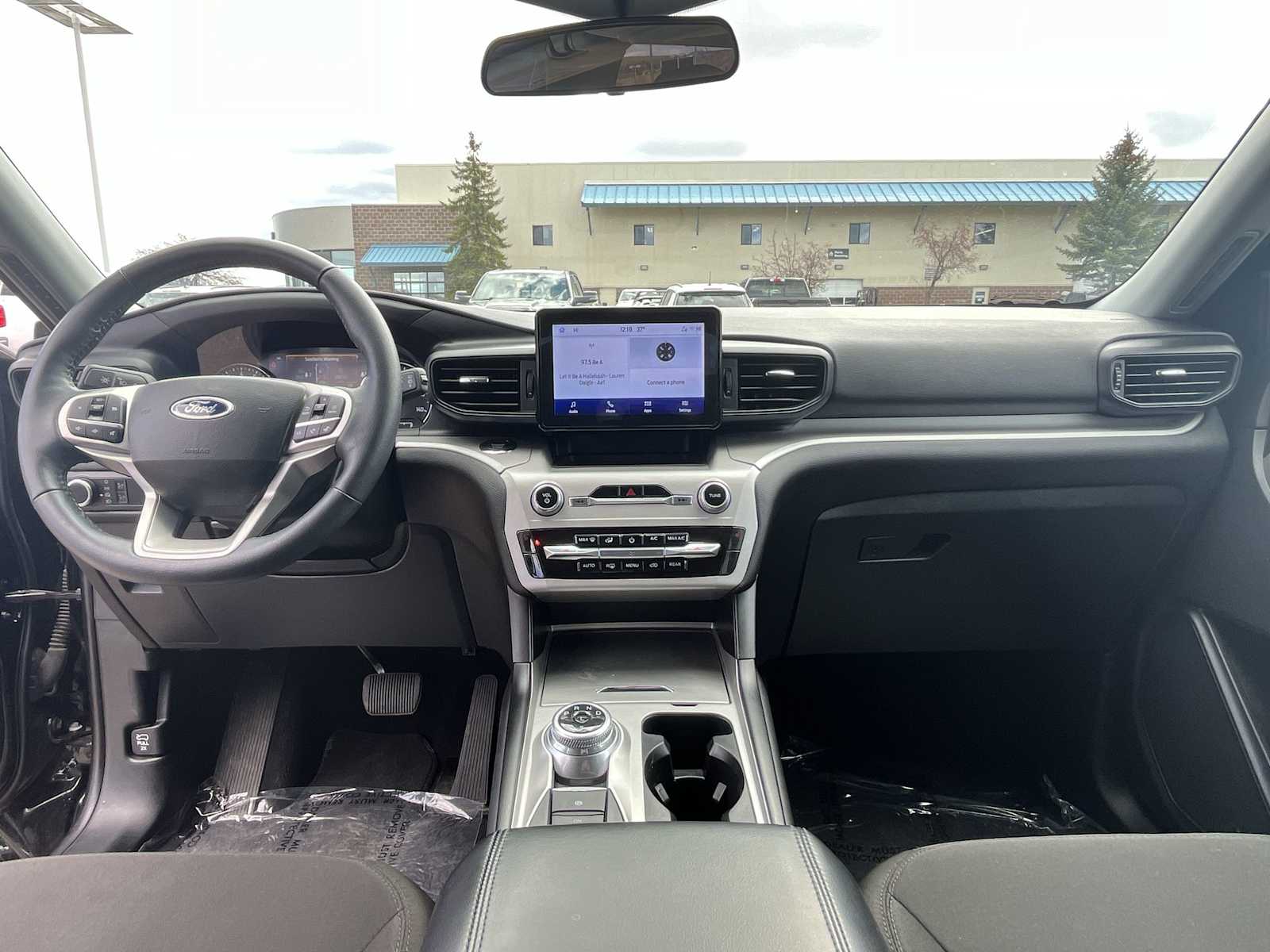 Thumbnail: 2023 Ford Explorer - 10